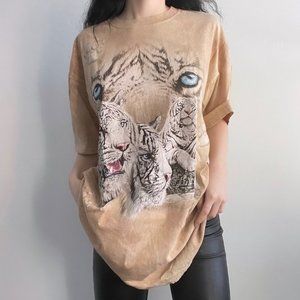 The Mountain Vintage Oversized White Tiger Animal Graphic Tee